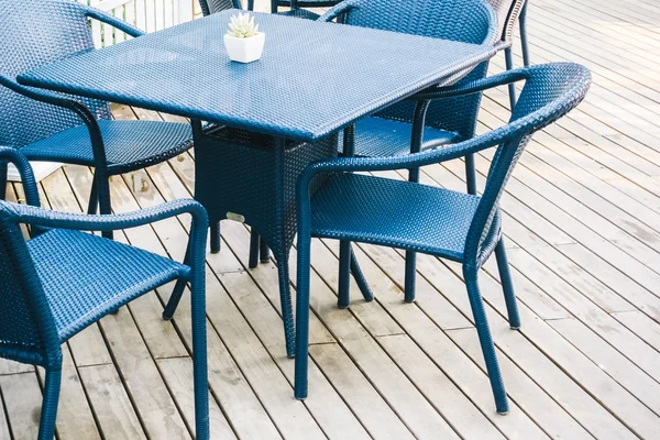 Empty table and chair — Stock Photo, Image