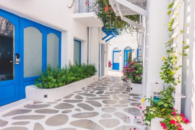 Santorini ve Yunanistan tarzı ile güzel mimari