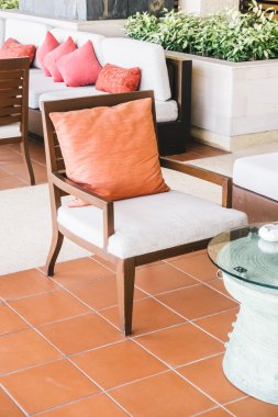 Yastıklar kanepe ve sandalye