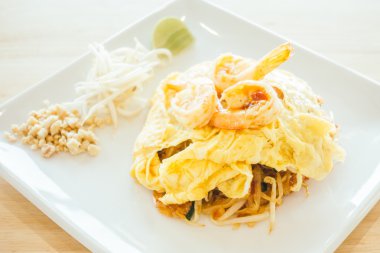 Hai erişte yemek tarzı