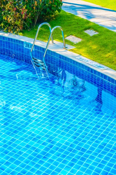 güzel lüks Yüzme Havuzu