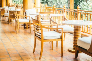 Yastıklar sandalye dekorasyon