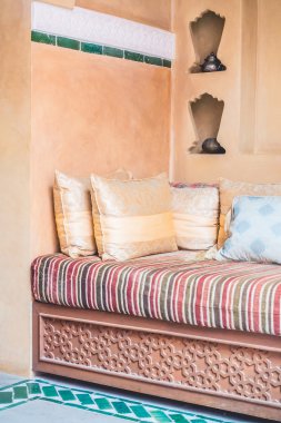 Fas tarzı ile kanepe yastık