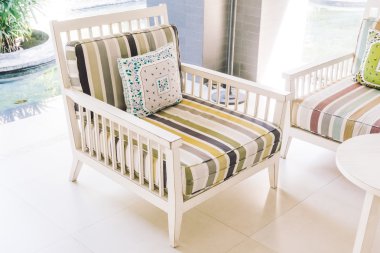 Güzel lüks yastıklar Divan