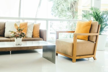 Güzel lüks yastıklar Divan