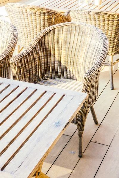 Empty table and chair — Stock Photo, Image