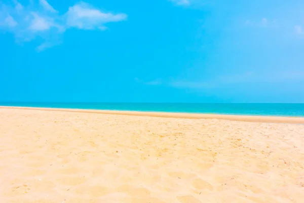 Bella sabbia vuota sulla spiaggia — Foto Stock