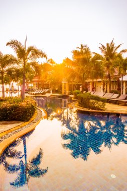 Günbatımı kez Resort'ta yüzme havuzu