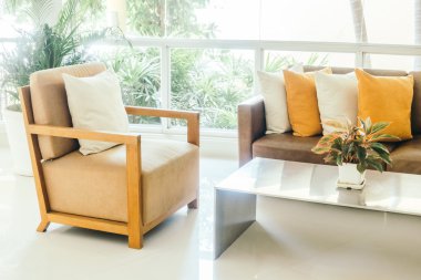 Güzel lüks yastıklar Divan