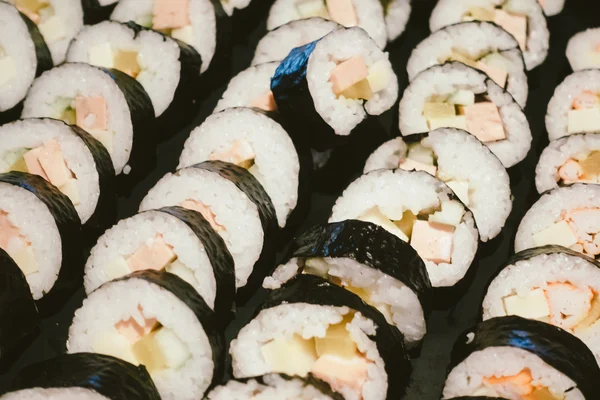 Sushi japoński styl żywności — Zdjęcie stockowe