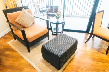 Kanepe dekorasyon yastık