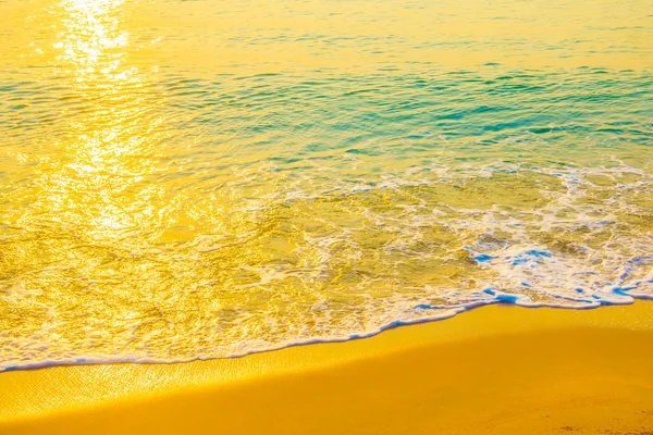 Sea wave on the beach — Stock Photo, Image