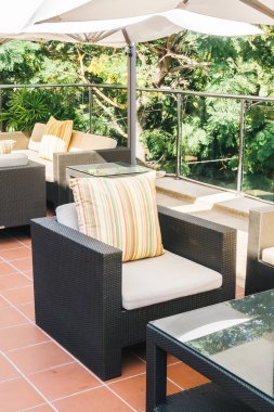 Yastıklar kanepe ve sandalye