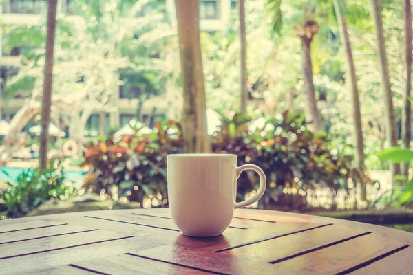 Xícara de café na mesa — Fotografia de Stock