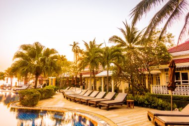 Günbatımı kez Resort'ta yüzme havuzu