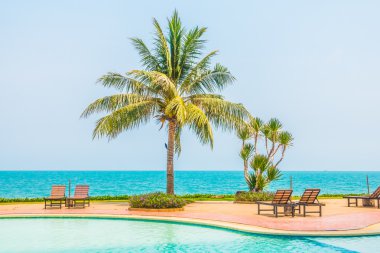 Açık Yüzme Havuzu