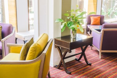 Güzel lüks yastıklar Divan