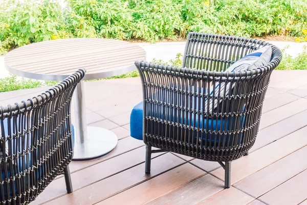 Empty chair and table — Stock Photo, Image