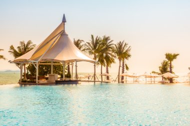 güzel lüks Yüzme Havuzu