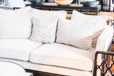 Güzel lüks yastıklar Divan