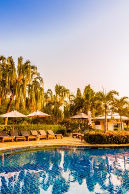 Günbatımı kez Resort'ta yüzme havuzu