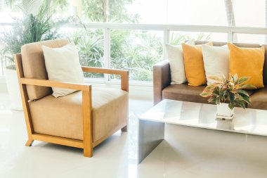 Güzel lüks yastıklar Divan