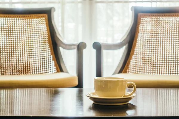 beyaz kahve fincanı