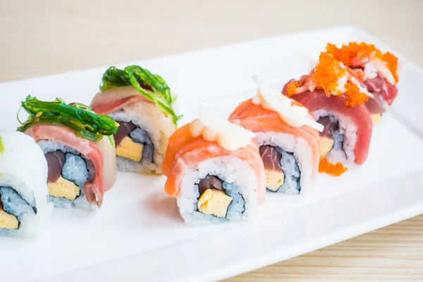 Lahodné sushi roll — Stock fotografie