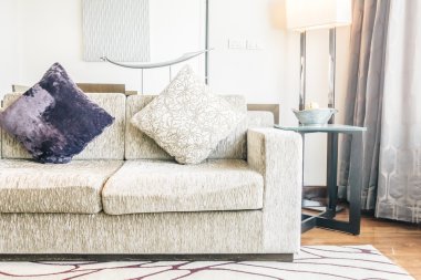 Kanepe dekorasyon yastık