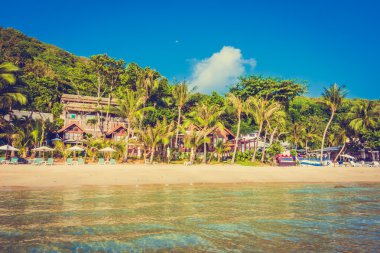 Güzel tropikal plaj ve deniz