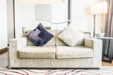 Kanepe dekorasyon yastık