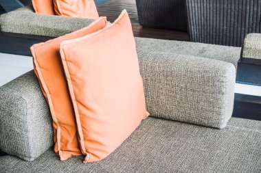 Güzel lüks ve rahat yastıklar