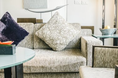 Kanepe dekorasyon yastık