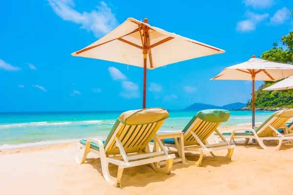 Güzel tropikal plaj ve deniz