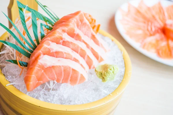 Delicioso plato de salmón Sashimi —  Fotos de Stock