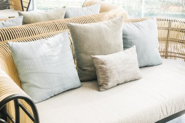 Kanepe dekorasyon yastık