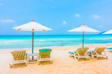 Güzel tropikal plaj ve deniz