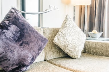 Kanepe dekorasyon yastık