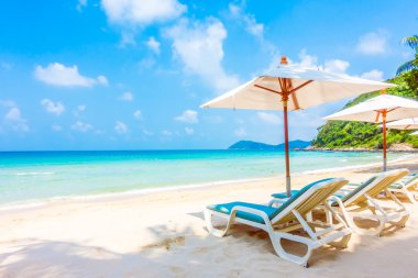 Güzel tropikal plaj ve deniz