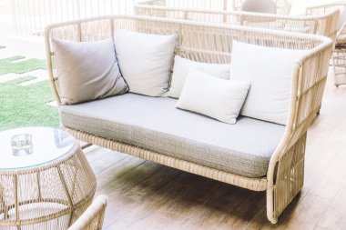 Kanepe dekorasyon yastık