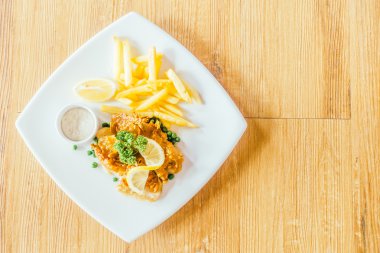 lezzetli balık ve cips