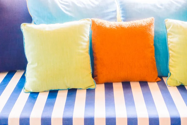 Güzel lüks yastıklar kanepe dekorasyon