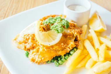 lezzetli balık ve cips