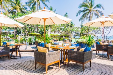 Kanepe yastık ile Outdoot veranda