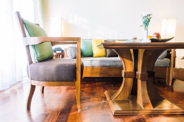 Güzel lüks yastıklar Divan