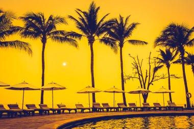 sunrise hotel Resort'ta yüzme havuzunda