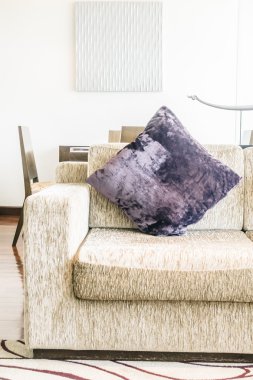 Kanepe dekorasyon yastık