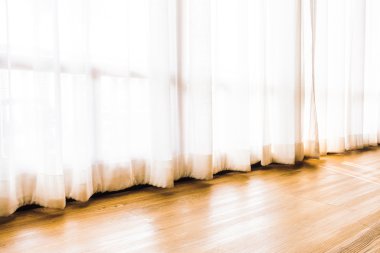 Güzel lüks pencere perdeleri