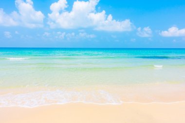 Güzel tropikal plaj ve deniz