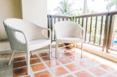 Boş sandalye balkon